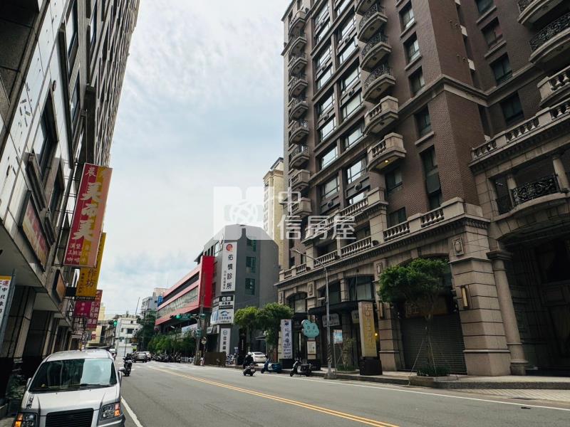 中壢後站黃金店面1+2樓房屋室內格局與周邊環境