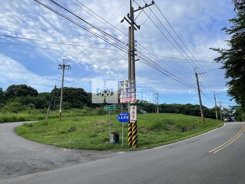 霧峰近光復新村大面寬丙種建地房屋室內格局與周邊環境