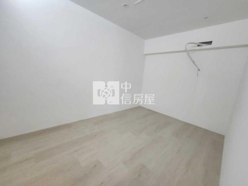 中壢正中華路省道YKK投資整新套房房屋室內格局與周邊環境