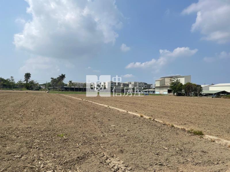 佳里多摩市大面寬資材室農地房屋室內格局與周邊環境
