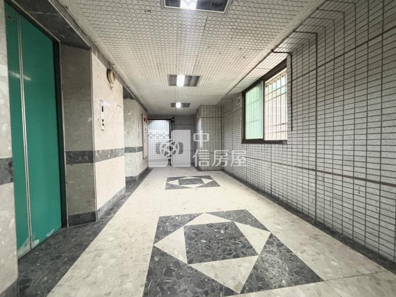 抗通膨高投報中興大學歐式裝潢電梯收租6套房房屋室內格局與周邊環境