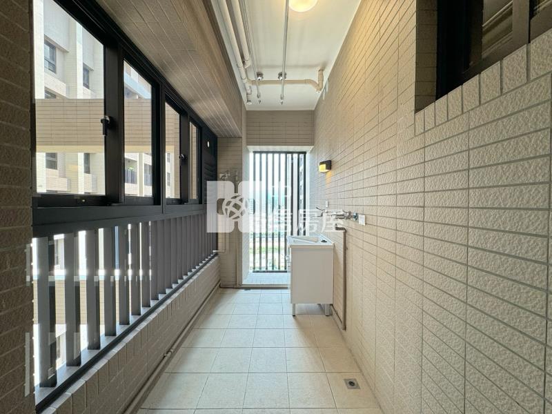 勝美新東區「4房雙平車」房屋室內格局與周邊環境