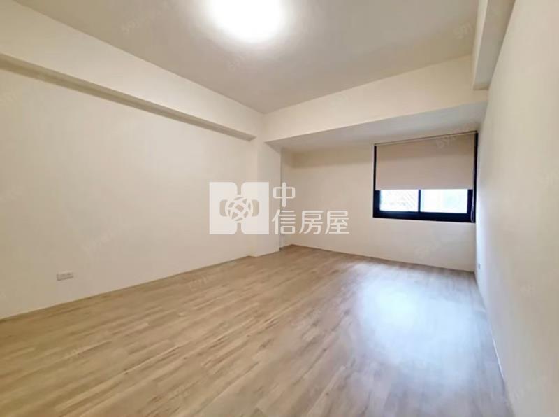 中國醫電梯美三房房屋室內格局與周邊環境