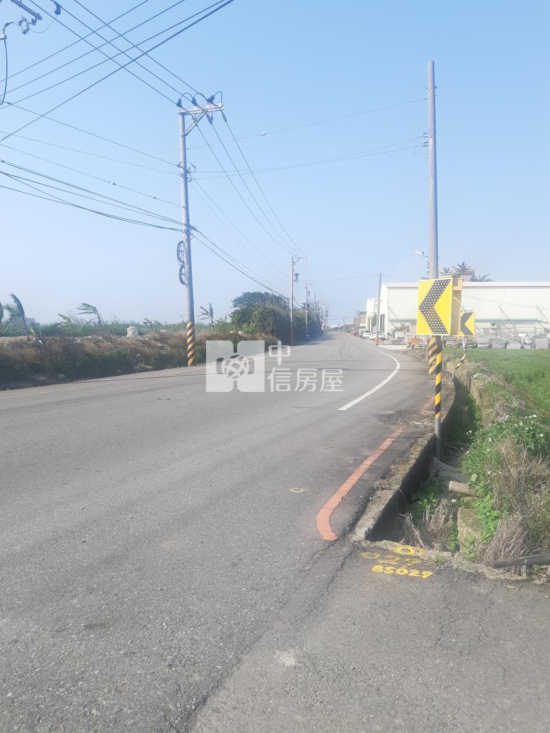 近66快速道大面寬便宜農地