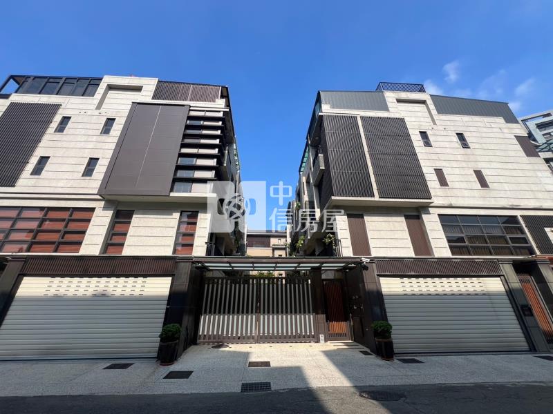 9年屋豐樂公園邊間三面採光電梯雙車別墅房屋室內格局與周邊環境