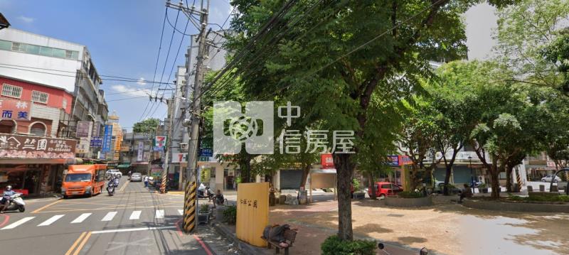 【新世紀】正華勛街大面寬透店房屋室內格局與周邊環境