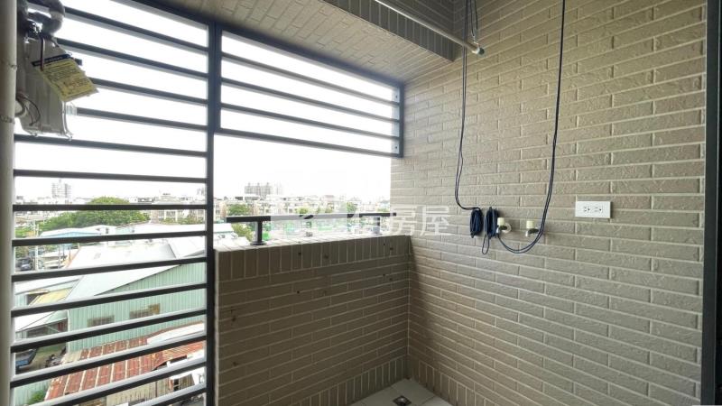 森林公園三房平車朝南房屋室內格局與周邊環境