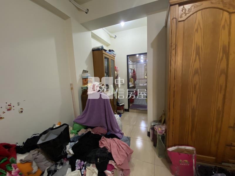 【安家】青埔A18美術館【得意居】老街溪畔金透店房屋室內格局與周邊環境