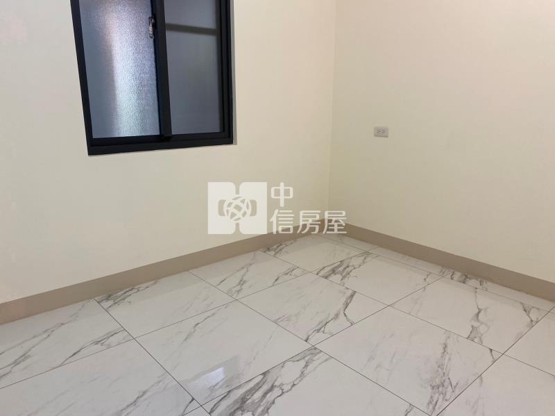 瑞隆商圈翻新一樓美公寓房屋室內格局與周邊環境