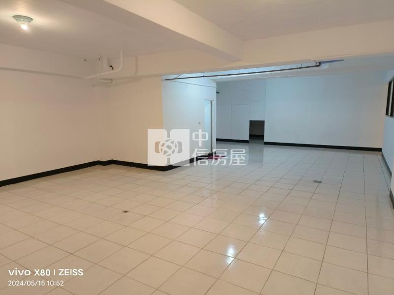 正育達路店面加地下室房屋室內格局與周邊環境