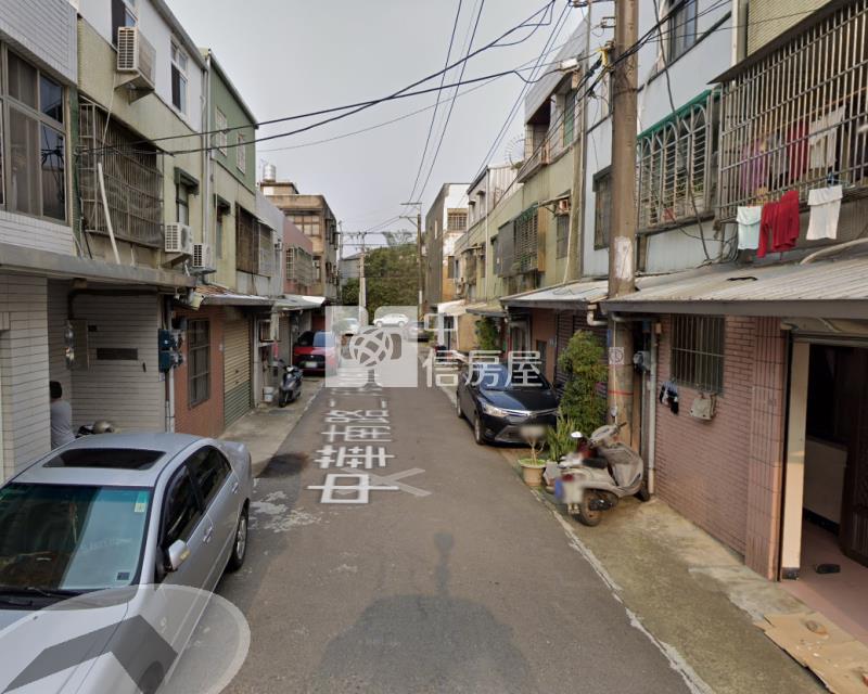 新屋埔頂透天門前停車房屋室內格局與周邊環境