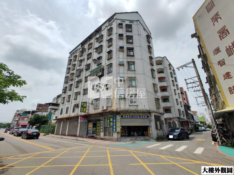 中華路三角窗店面房屋室內格局與周邊環境