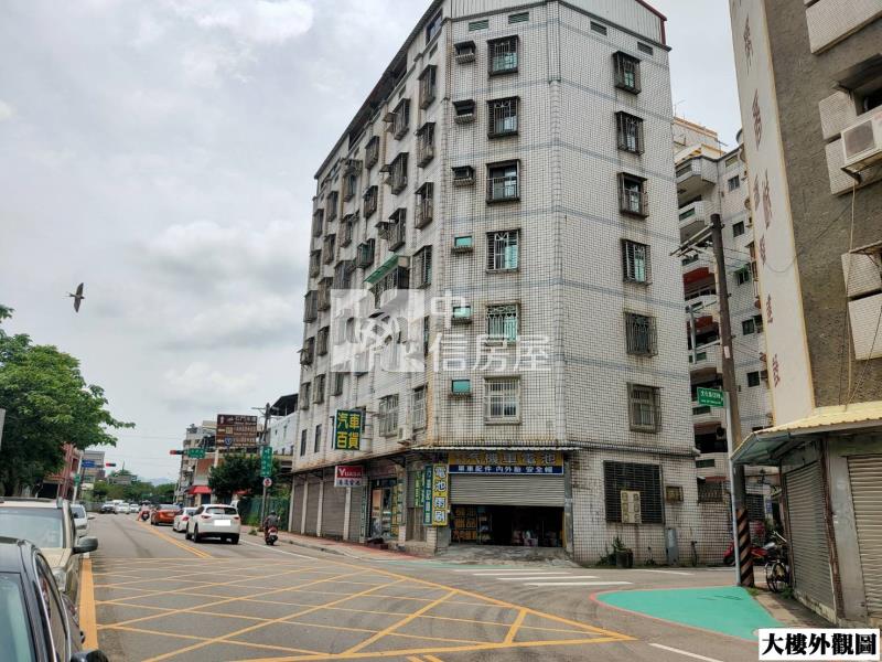 中華路三角窗店面房屋室內格局與周邊環境