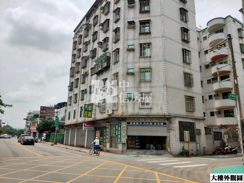 中華路三角窗店面房屋室內格局與周邊環境