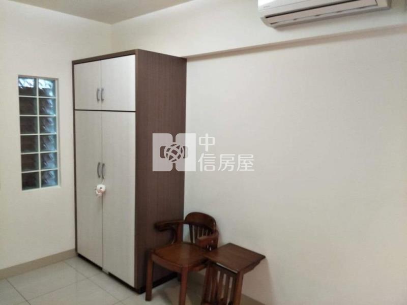 中壢健行商圈電梯別墅金店面房屋室內格局與周邊環境