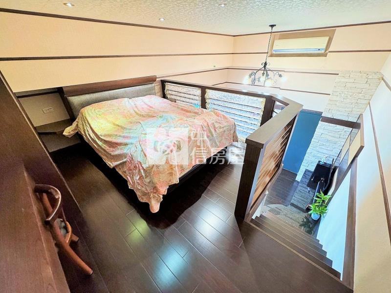 礁溪商業區挑高山景溫泉宅房屋室內格局與周邊環境