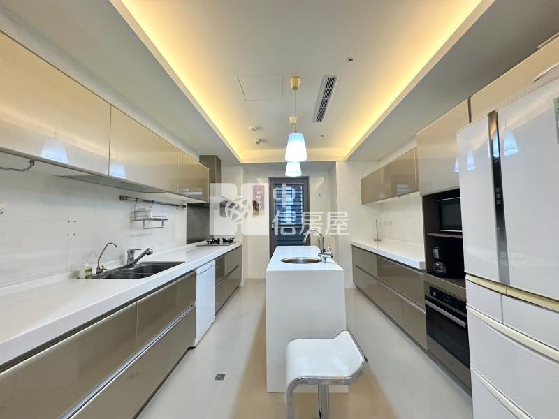 七期百達富裔高樓豪宅四房雙主臥雙平車房屋室內格局與周邊環境