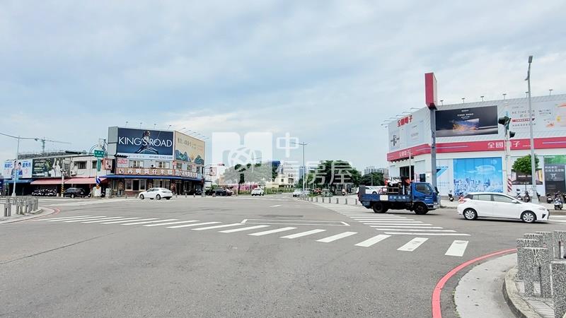 14期馬禮遜住一之1建地房屋室內格局與周邊環境