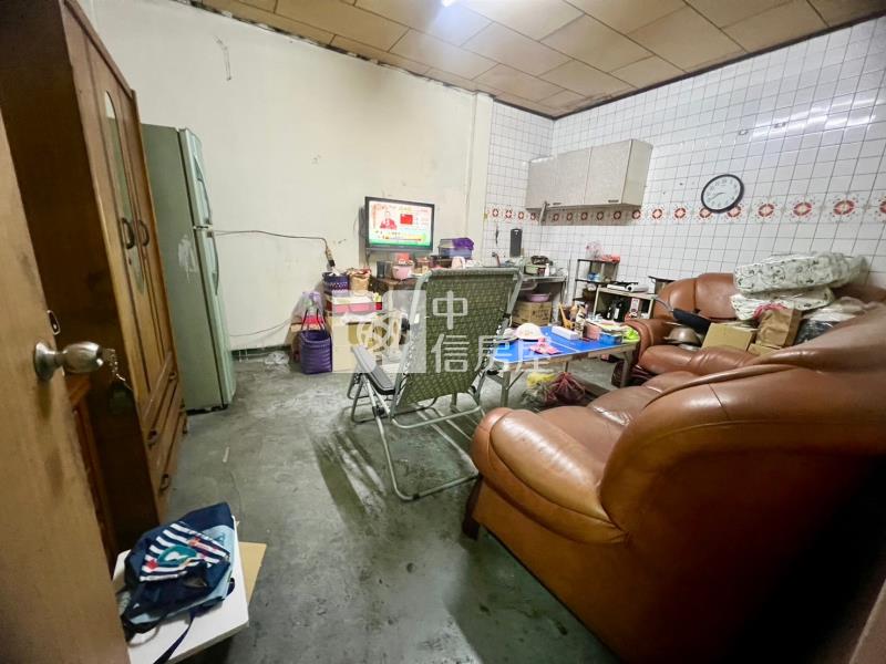 專任太平大地坪乙種工業用地臨路廠房房屋室內格局與周邊環境