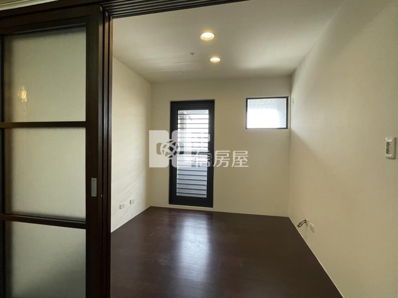 未來之翼震後高樓三房休旅車位美廈房屋室內格局與周邊環境