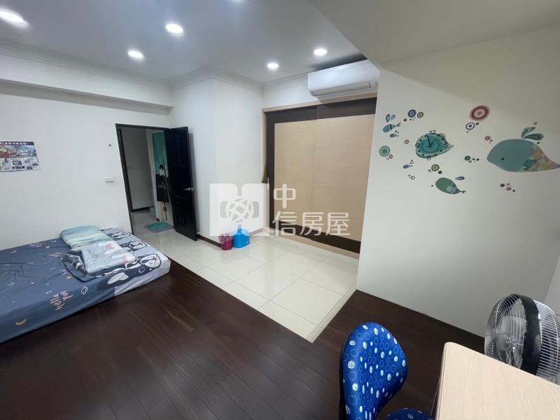微笑大5房美別墅房屋室內格局與周邊環境