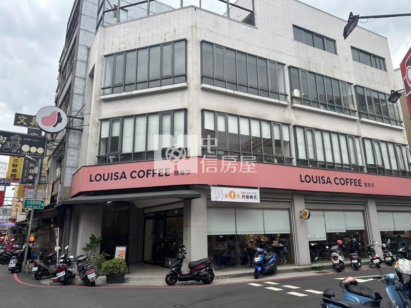 車站前樓店大坪數親友案房屋室內格局與周邊環境
