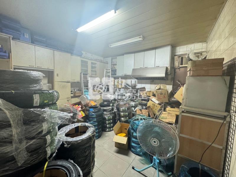 【安家】中壢戶政黃金透店房屋室內格局與周邊環境