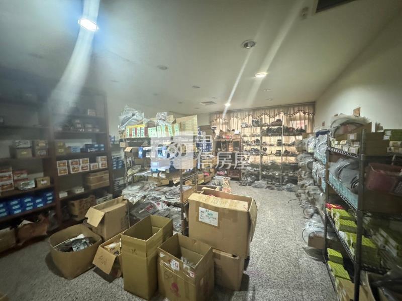 【安家】中壢戶政黃金透店房屋室內格局與周邊環境