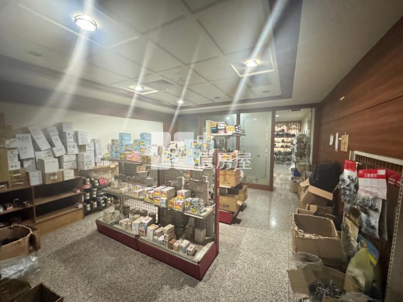 【安家】中壢戶政黃金透店房屋室內格局與周邊環境