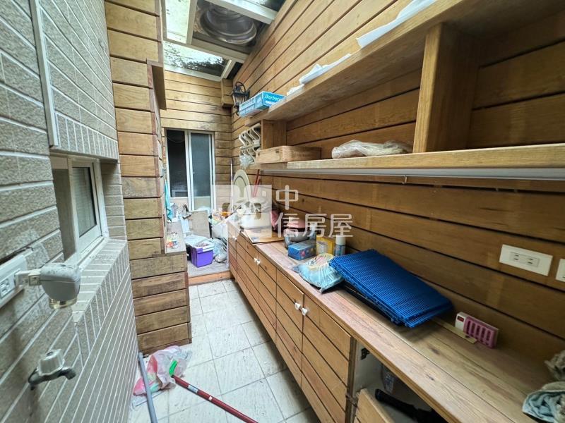 【安家】專任-體育園區大地坪雙拼透天房屋室內格局與周邊環境