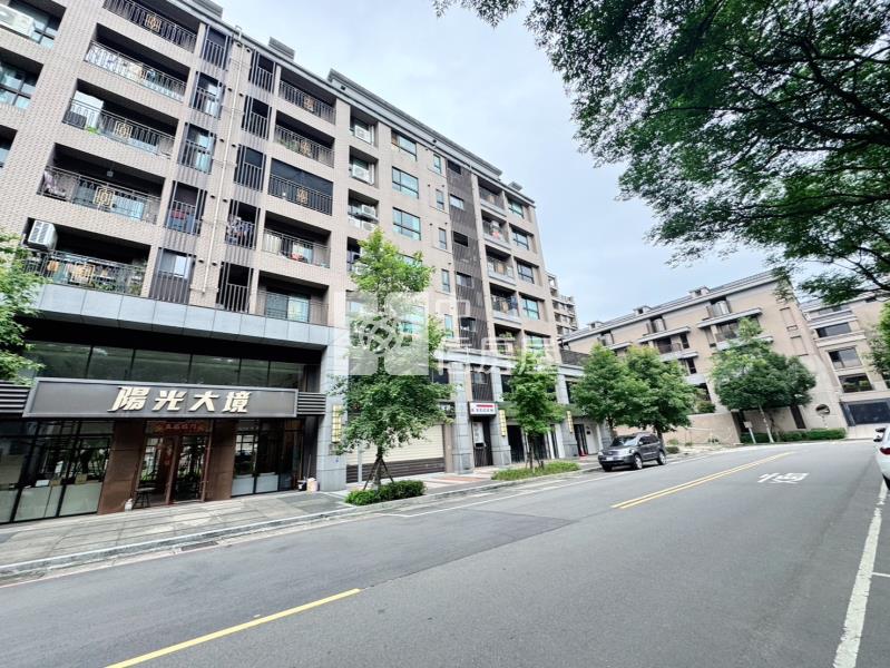 八德稀有面寬優質雙店面房屋室內格局與周邊環境
