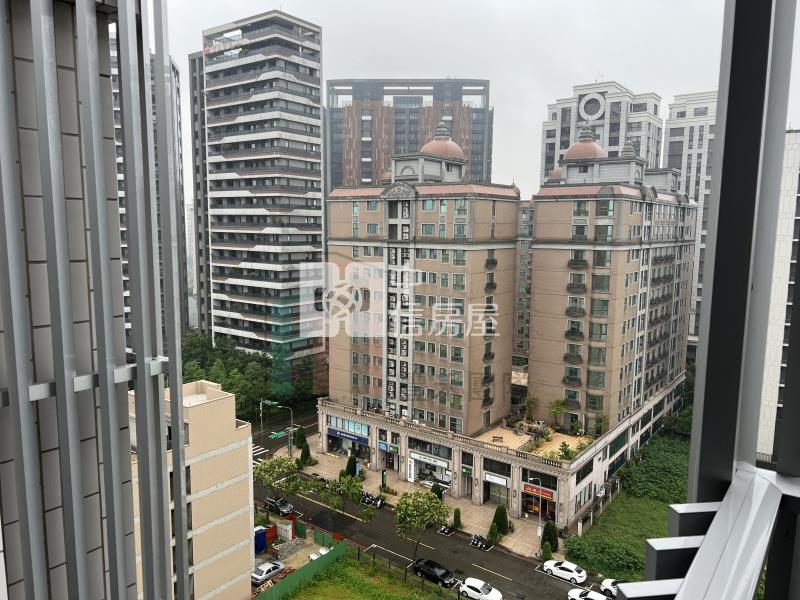 【豐禾】璞園那山階百坪高層露台戶3車房屋室內格局與周邊環境