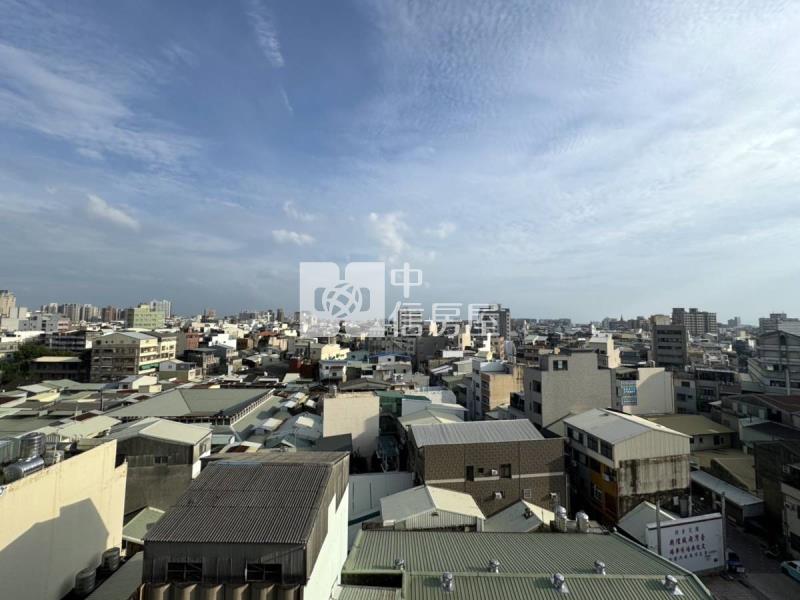 建興國中3+1房*邊間華廈車位房屋室內格局與周邊環境