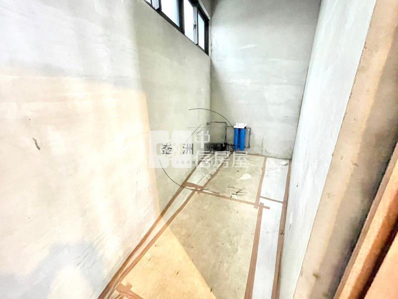 龍岡忠貞市場全新電梯別墅房屋室內格局與周邊環境
