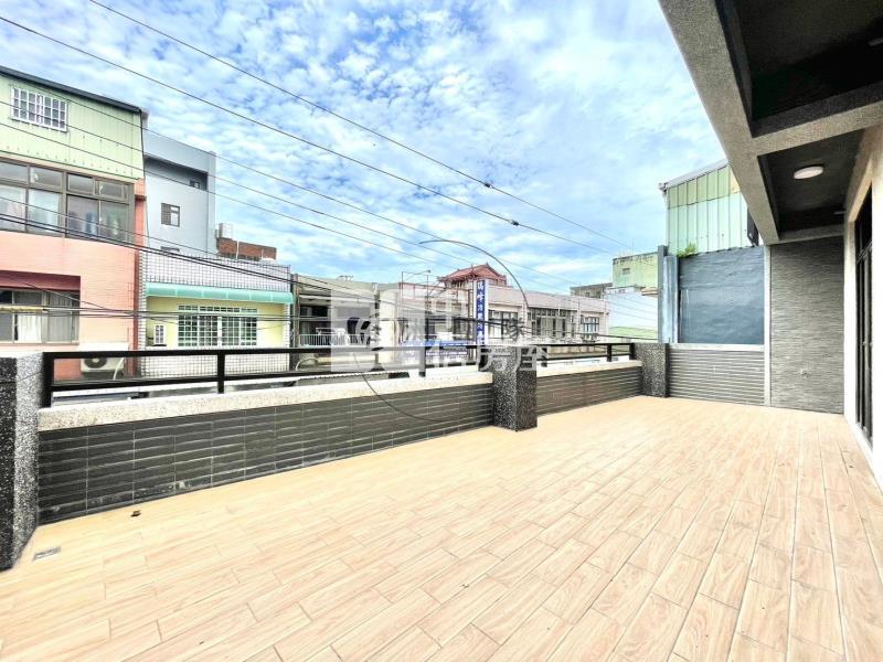 龍岡忠貞市場全新電梯別墅房屋室內格局與周邊環境