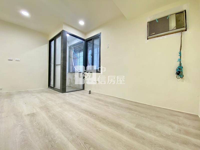 西屯國小文修公園全新整理精美文青大套房玻璃陽台房屋室內格局與周邊環境