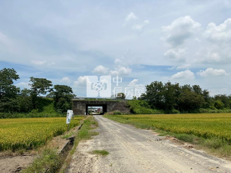 官田都內超方正農地房屋室內格局與周邊環境