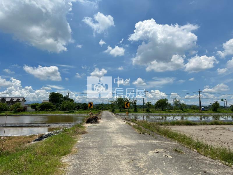 官田都內超方正農地房屋室內格局與周邊環境