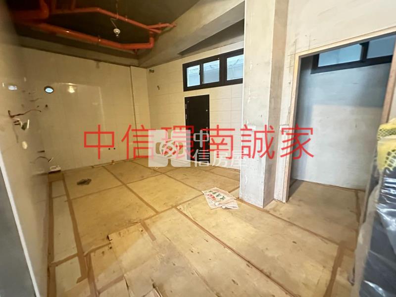 忠貞大面寬全新電梯店住房屋室內格局與周邊環境