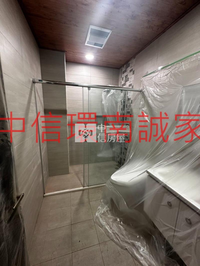 忠貞大面寬全新電梯店住房屋室內格局與周邊環境