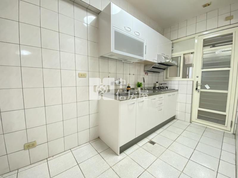 近楊梅交流道~學區美三房房屋室內格局與周邊環境