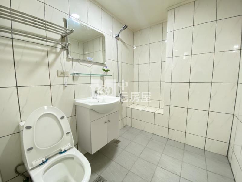 近楊梅交流道~學區美三房房屋室內格局與周邊環境