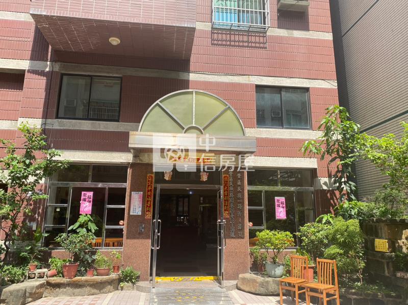 高鐵榮總商圈典雅4房平車房屋室內格局與周邊環境