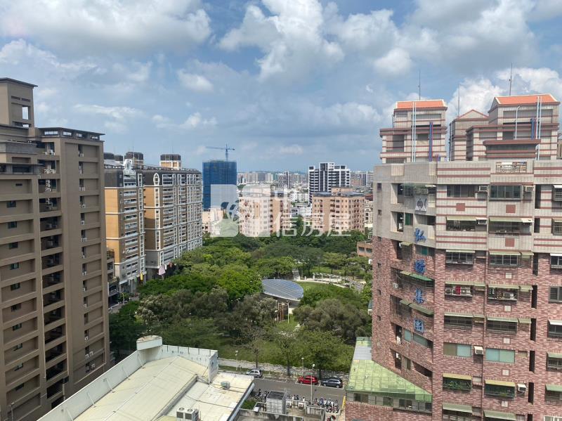 高鐵榮總商圈典雅4房平車房屋室內格局與周邊環境
