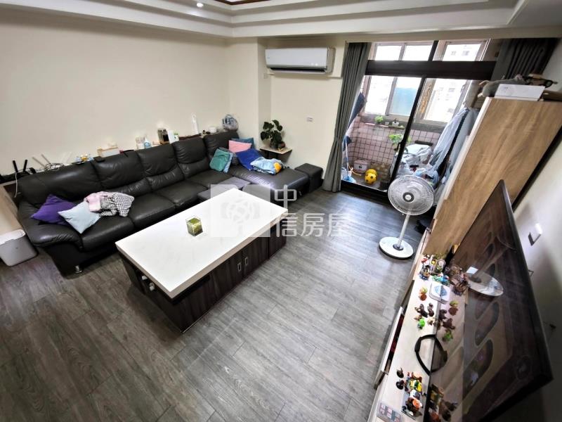 文化商圈甲天下稀有精美3+1房車房屋室內格局與周邊環境