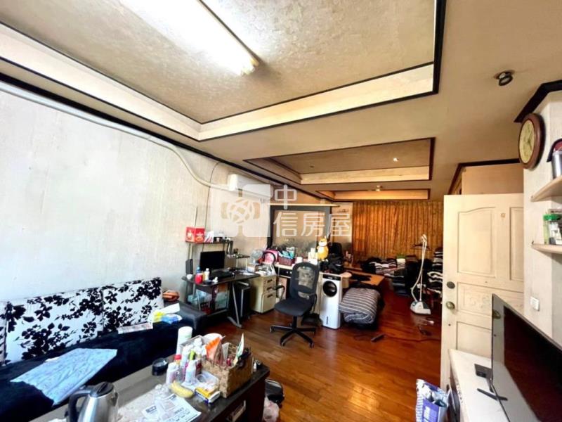 中壢市中心面寬黃金透店房屋室內格局與周邊環境
