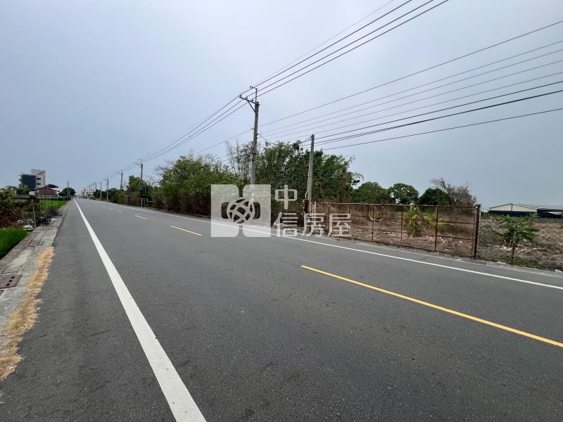 ?價錢可談/大面寬鄰路?可蓋農舍房屋室內格局與周邊環境