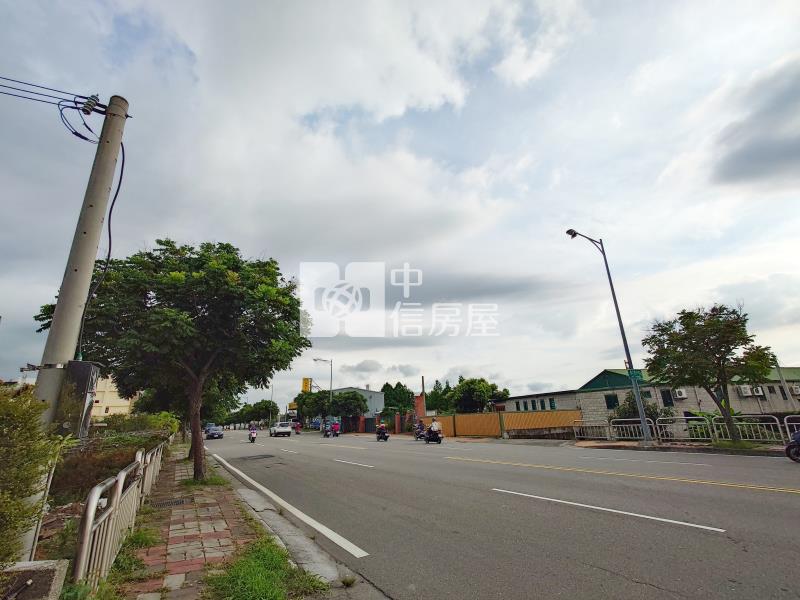 20米豐工路角地都計內農地房屋室內格局與周邊環境