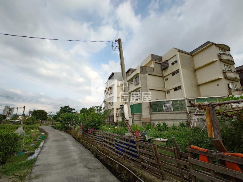 20米豐工路角地都計內農地房屋室內格局與周邊環境