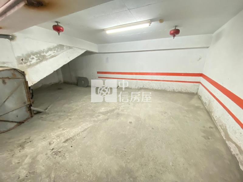 軟體園區精裝三房平車房屋室內格局與周邊環境